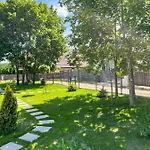 Marina Nawigator - Wakacyjne Hébergement de vacances Mikołajki